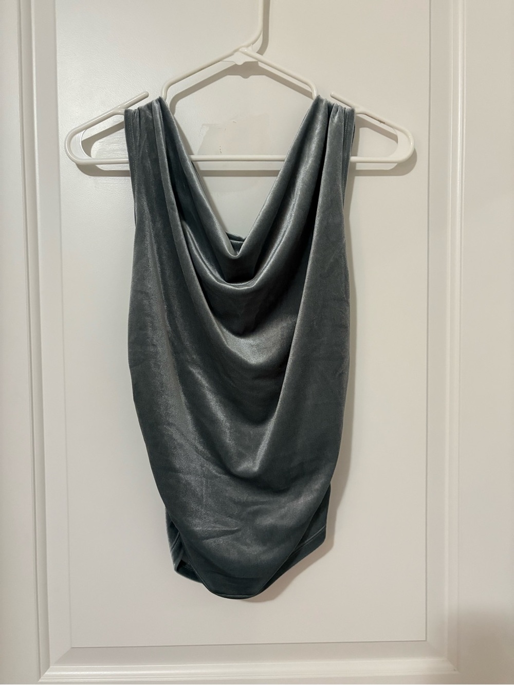 Sleeveless Off Shoulder Velvet Tank Top — Gray